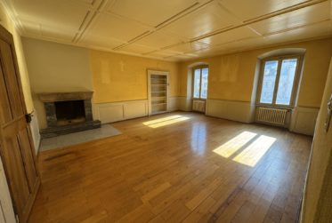 Opportunité unique! 5 pièces à rénover à Martigny Centre