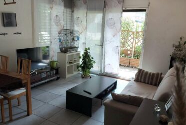 Joli 2.5 pièces avec terrasse et accès au jardin / Centre ville